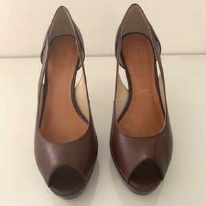 Via Uno - Semi Open Brown Heels Size 9US